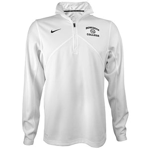 White 1/4 zip pullover with black Nike Swoosh on right chest and arched BOWDOIN over mascot medallion over COLLEGE on left chest.